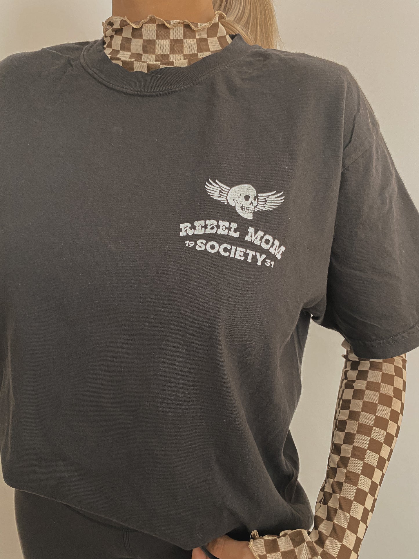 Rebel Mom Graphic Tee - Black