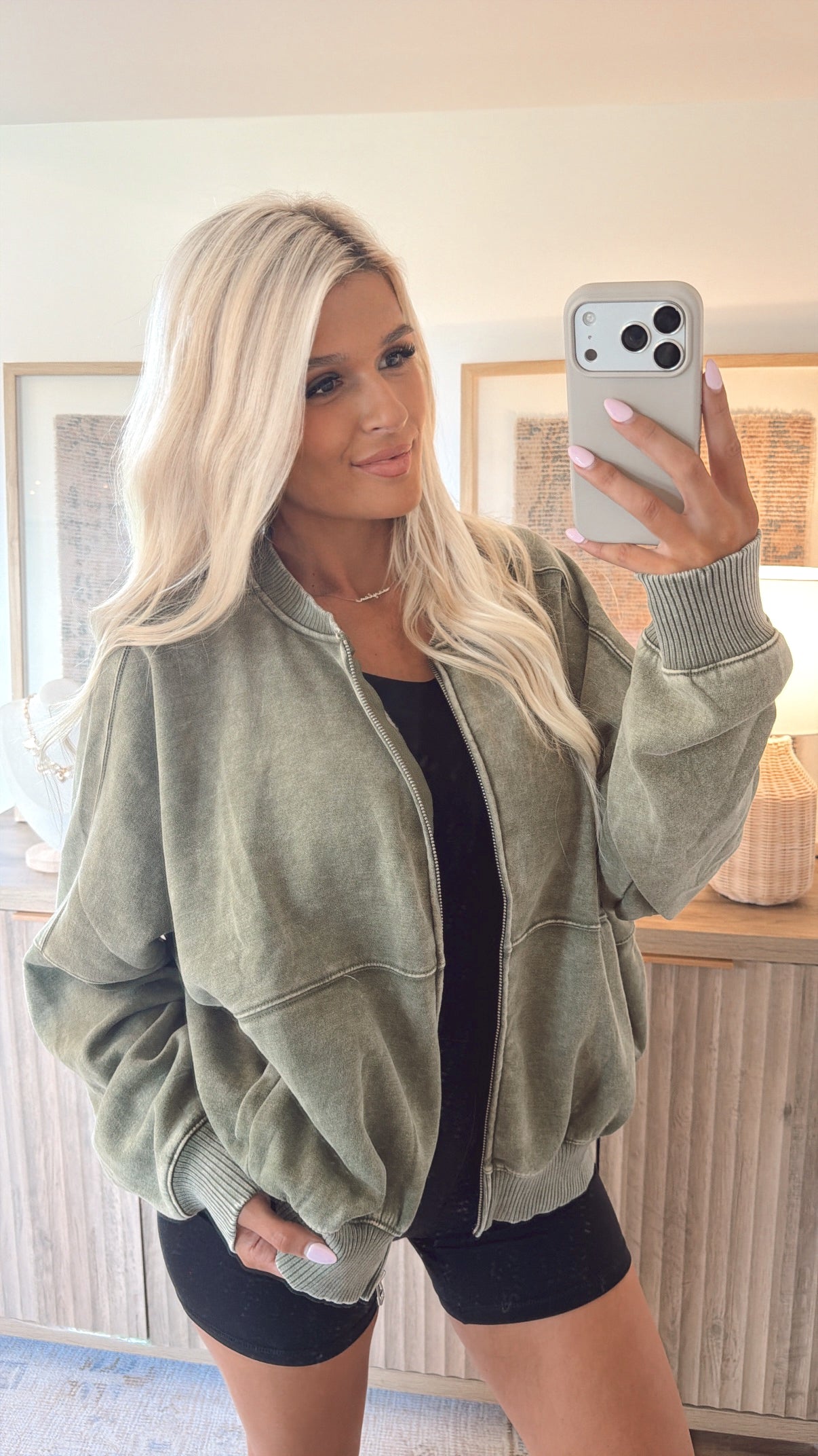 The Shane Oversized Zip Up - Olive
