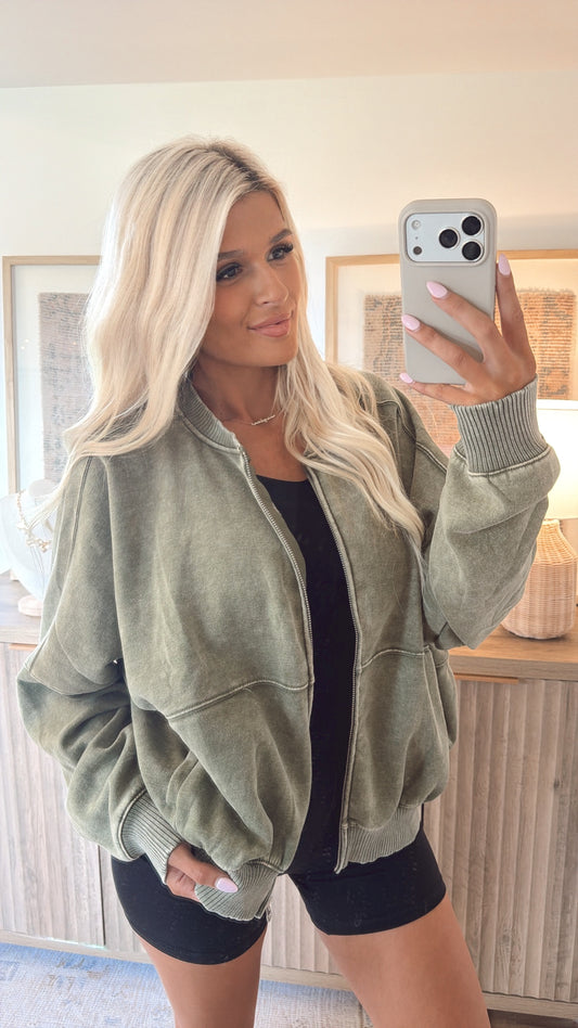The Shane Oversized Zip Up - Olive